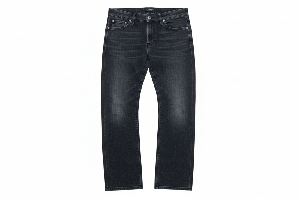 Armani Jeans 31 – Bild 2 freigestellt